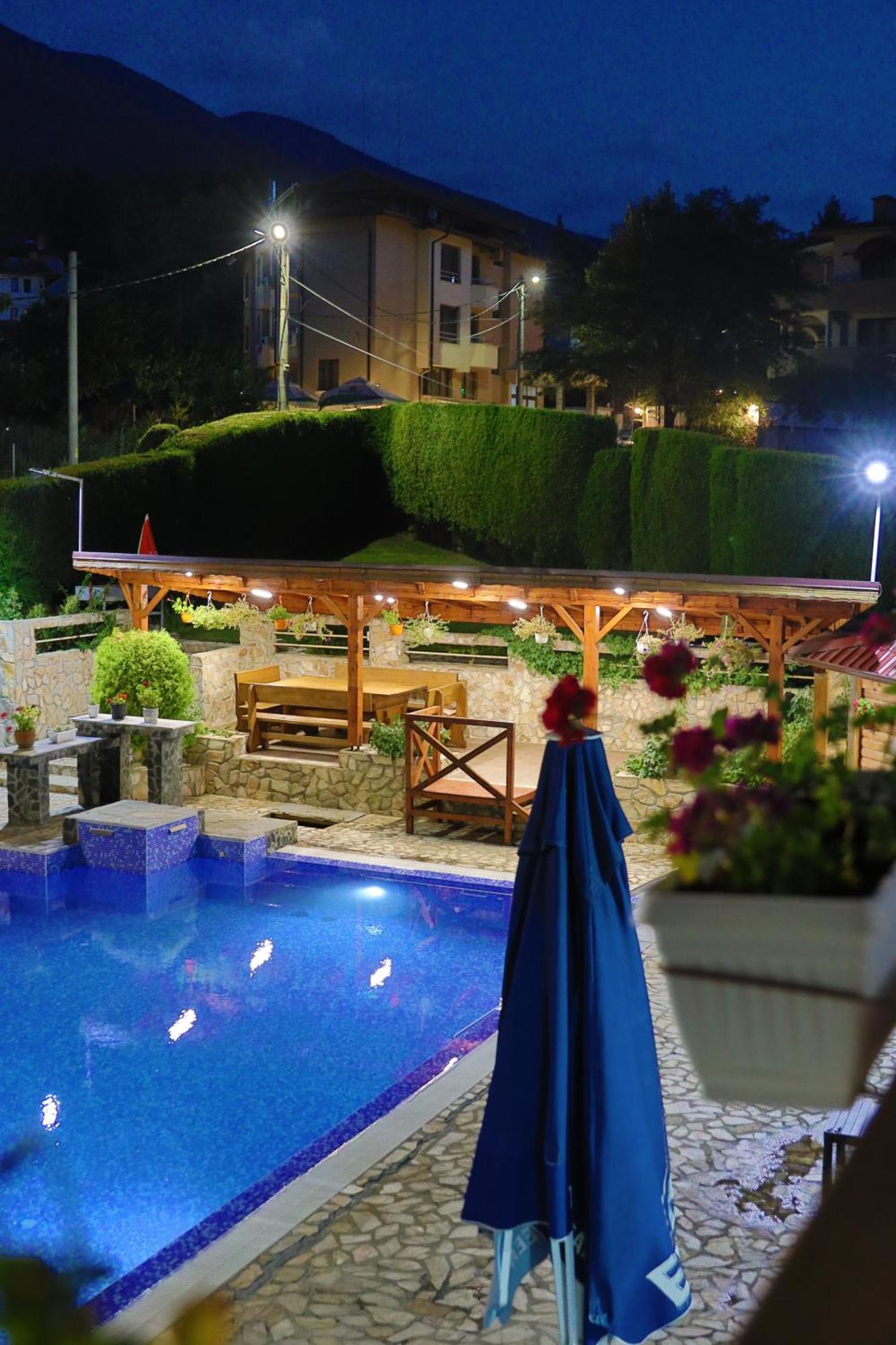 Holiday House Kubrat Sapareva Banya Exterior photo